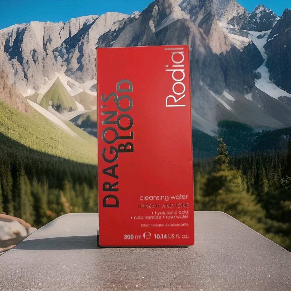 Rodial Dragons Blood Cleansing Water Micellar Hyaluronic Rose Water 10.1 oz